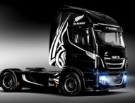 IVECO uviedlo limitovanú edíciu ťahačov All Blacks