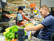 Lidl zvýšil základné mzdy zamestnancom predajní a skladov od januára o 9 percent